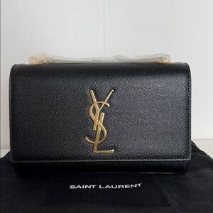 SMALL KATE IN GRAIN DE POUDRE EMBOSSED LEATHER